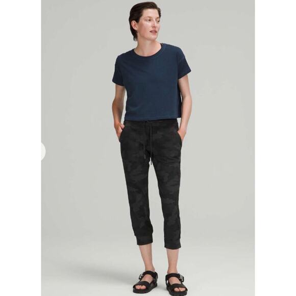 Lululemon Ready to Rulu Jogger Crop Heritage 365 Camo Deep Coal Multi - Picture 1 of 8
